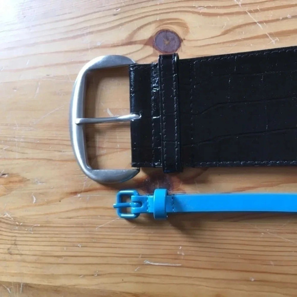 5/$25  Pair of Belts - Picture 8 of 9